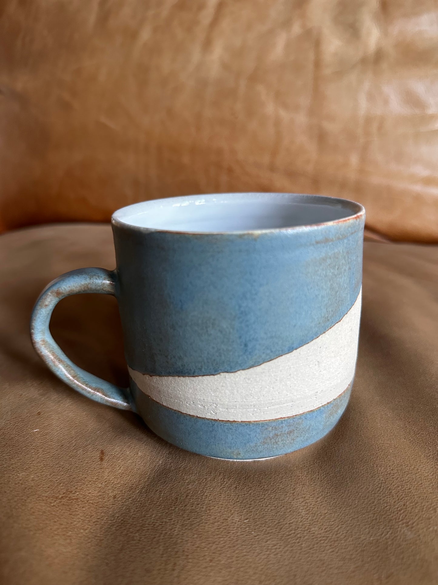 Wraparound stripe mug