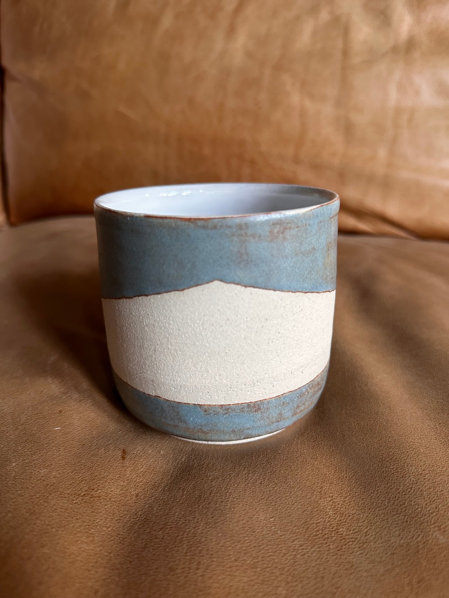 Wraparound stripe mug