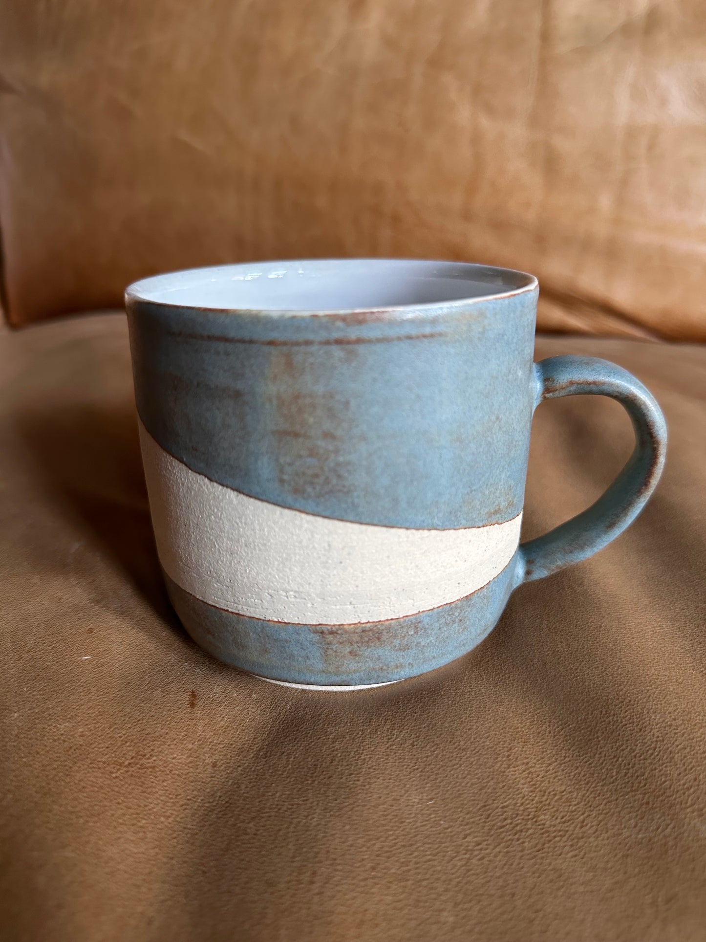 Wraparound stripe mug