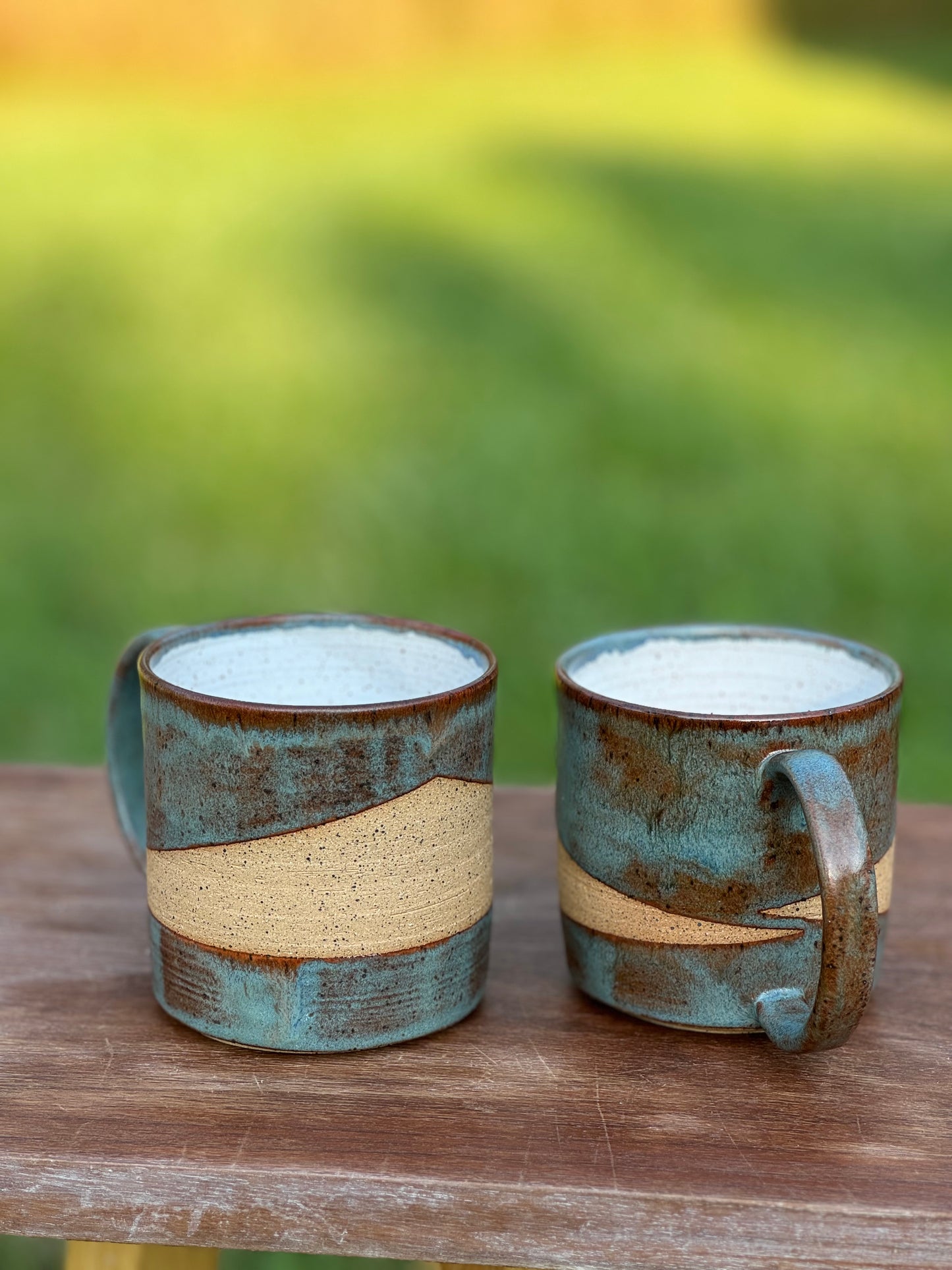 Wraparound stripe mug